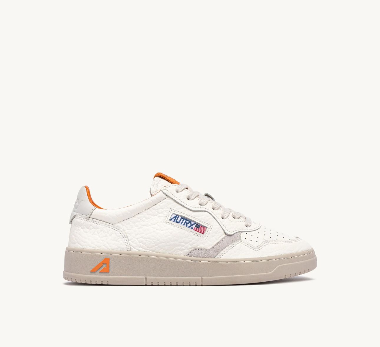 MEDALIST SNEAKERS