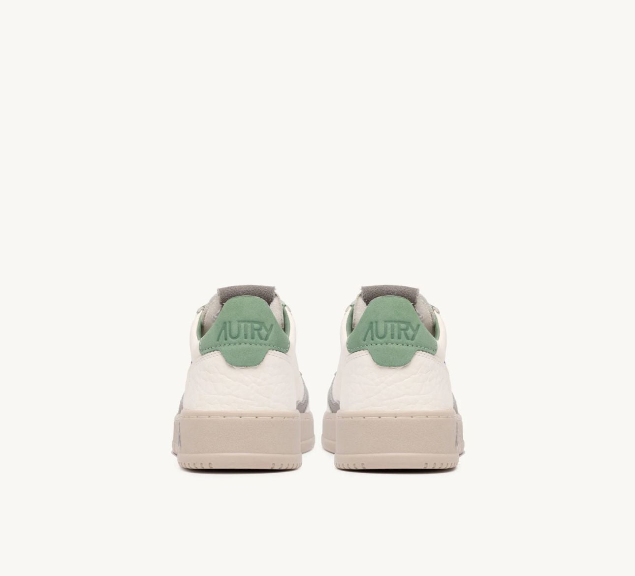 MEDALIST SNEAKERS