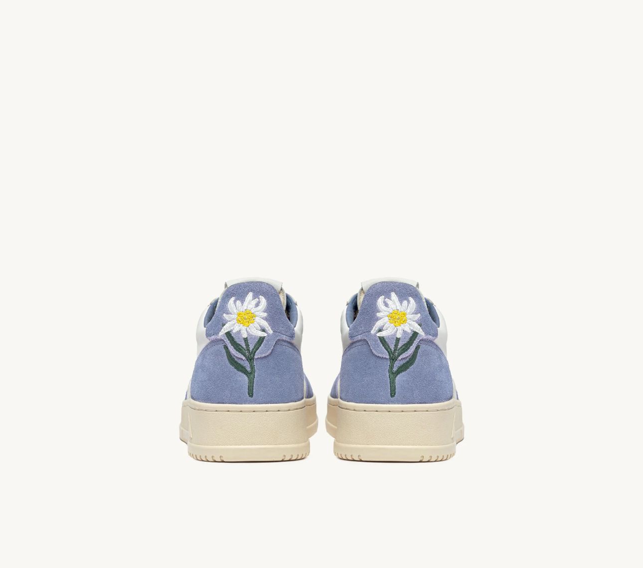 MEDALIST SNEAKERS